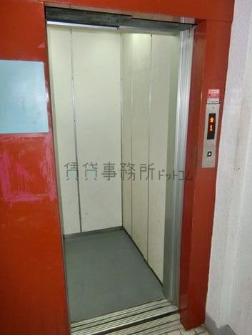エレベーター