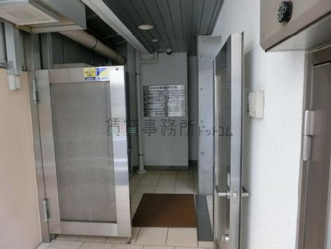 正面玄関