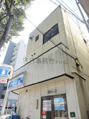 通り沿いからのアングル