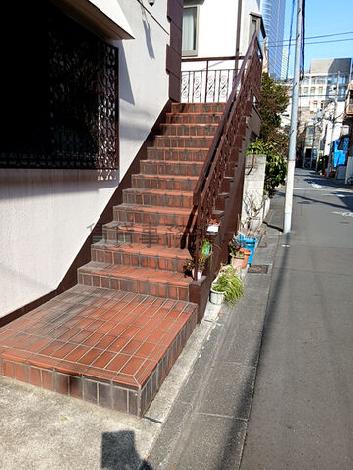 レンガ調の階段です