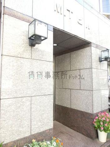 玄関回りの様子