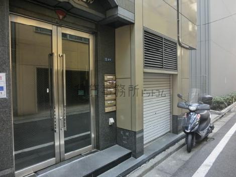 正面玄関