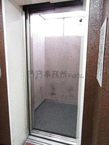 エレベーター