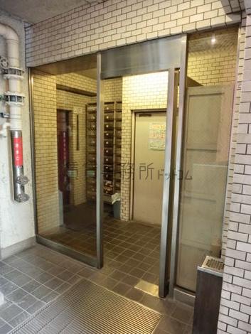 正面玄関