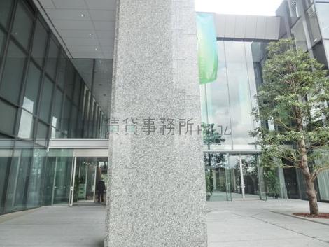 正面玄関