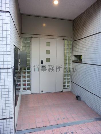 正面玄関