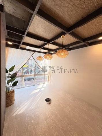 新宿セブンビルの室内