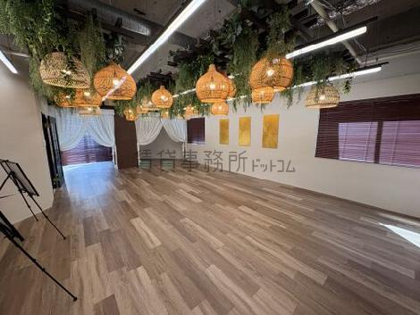 新宿セブンビルの室内