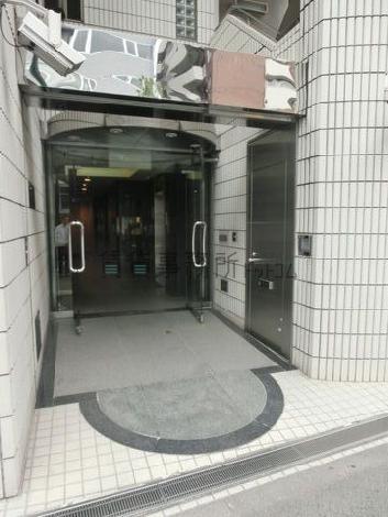 通り面に正面入り口