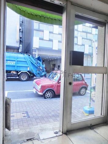正面玄関