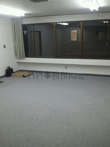 倉田ビルの室内