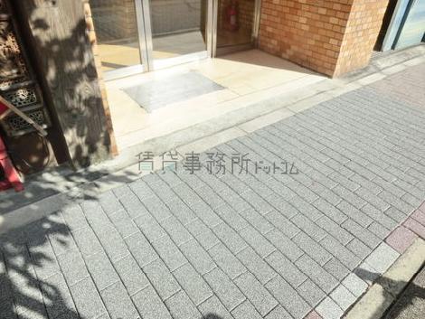 正面玄関