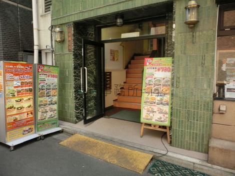 正面玄関