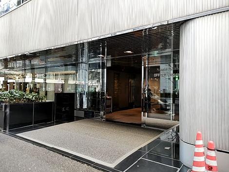 正面玄関