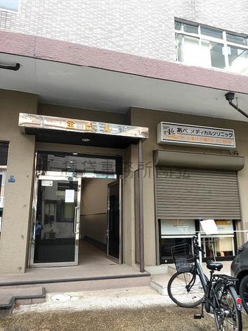 正面玄関