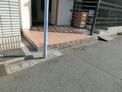 正面玄関