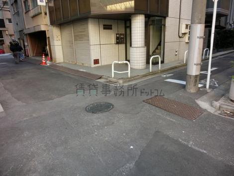 前面の交差点