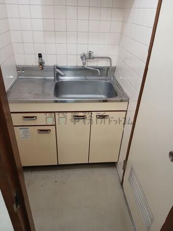 SHINBASHI WHITE HOUSEの給湯室