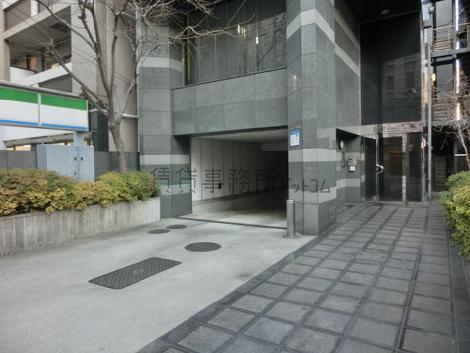 正面玄関