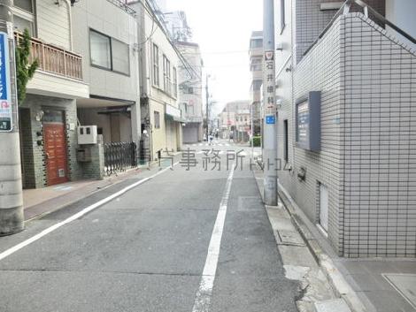 玄関前通り
