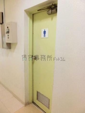 男性用洗面所