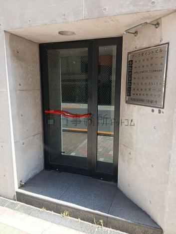 正面玄関