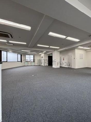 フレックス三軒茶屋の室内