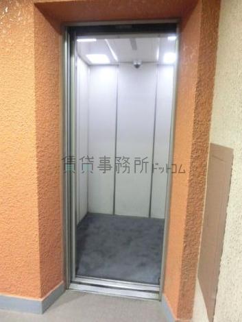 防犯カメラを設置