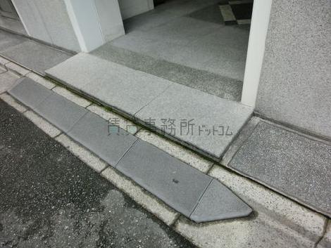 正面玄関