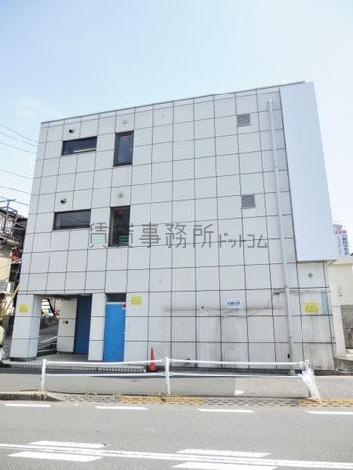 安定感のあるビルです