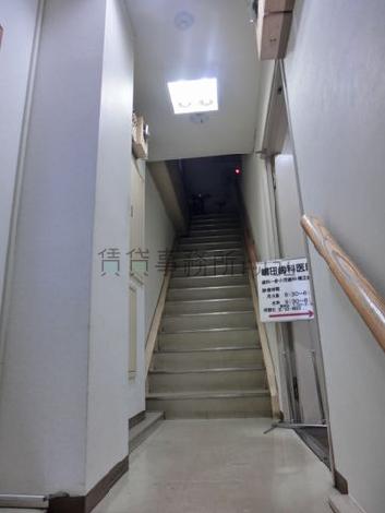 明るい二階踊り場