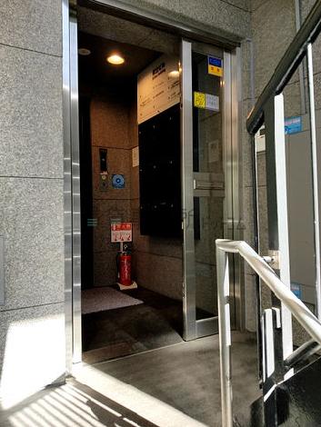 正面玄関