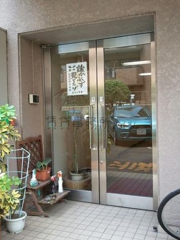 正面玄関