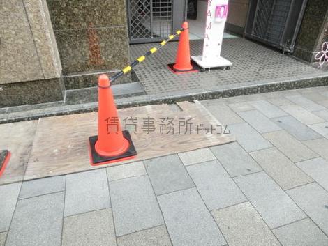 正面玄関