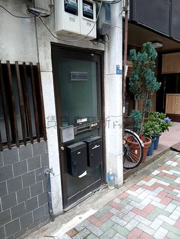 正面玄関