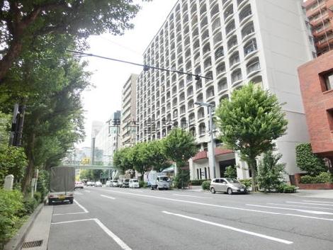 交通量の多い公道