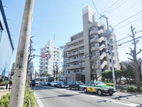 世田谷通り沿い
