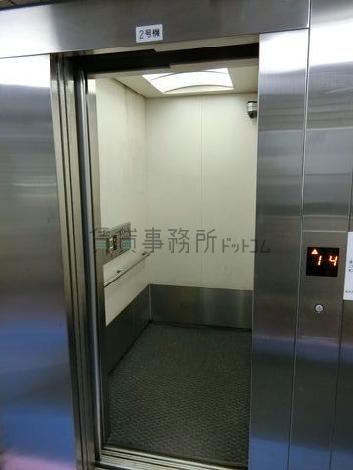 エレベーター