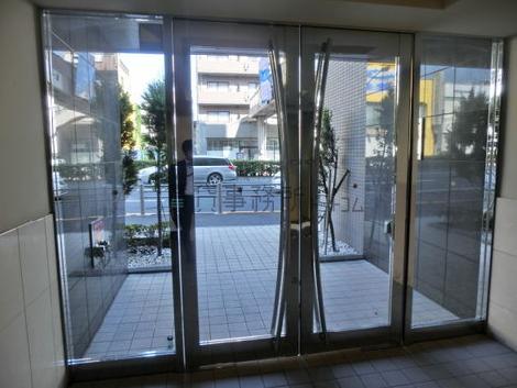 正面玄関