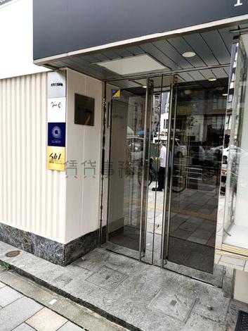 正面玄関