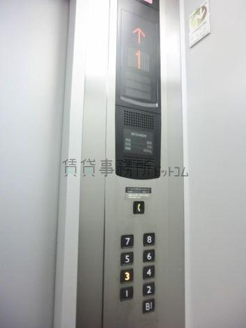 エレベーター