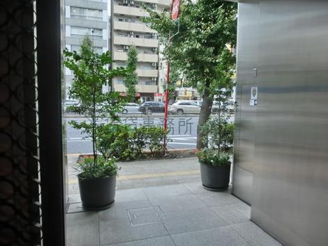 正面玄関