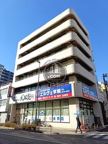 アーバン北千住ビルの外観写真