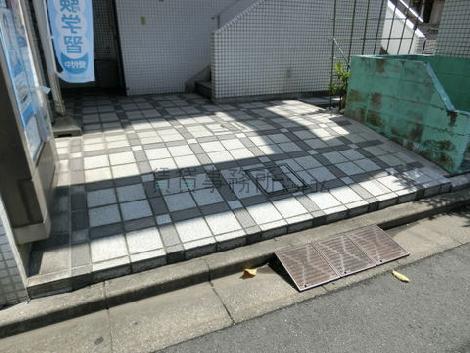 正面玄関