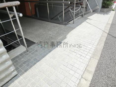 正面玄関