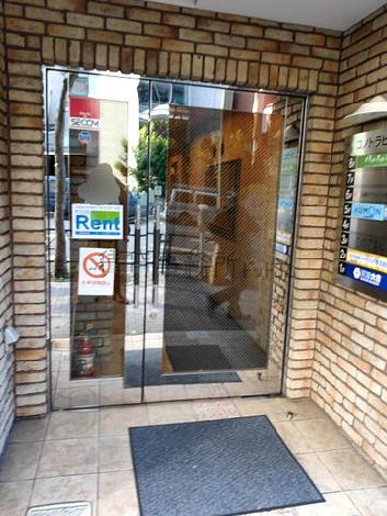 正面玄関
