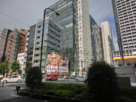 高層ビルが多いエリアです