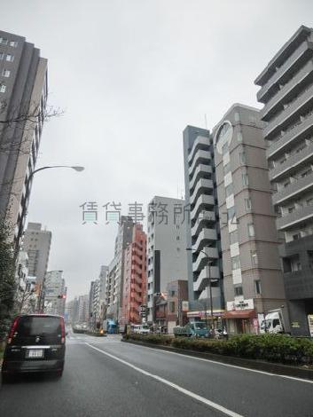 交通量の多い公道