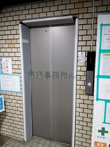 エレベーター