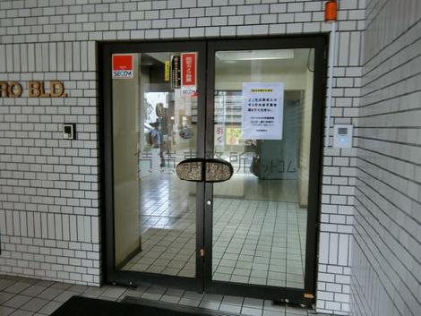 正面玄関